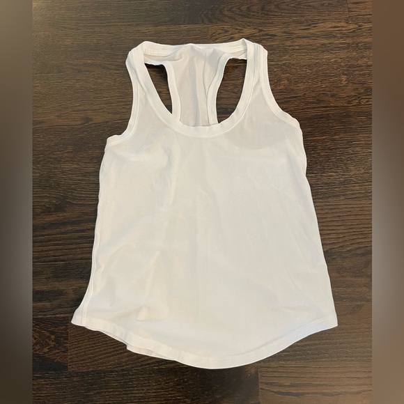 lululemon - THREE Love Air Tanks - Picture 2 of 7